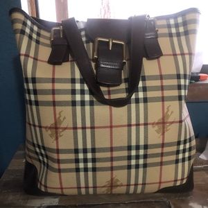 ❗️Rare❗️Burberry Haymarket Tote (PRICE DROPPED)